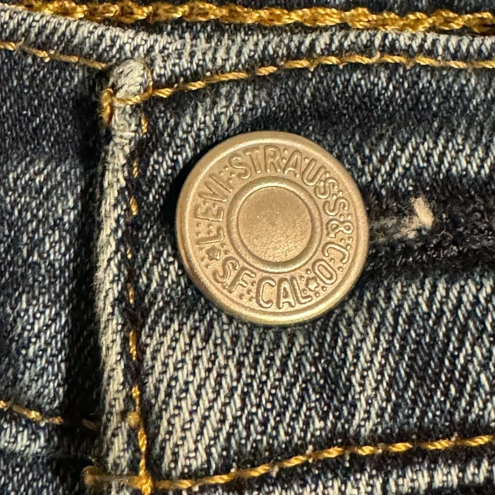 Levis size 34x32